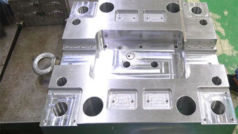 汽车模具材质选择：揭秘材质背后的秘密